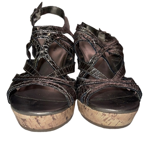 Kelly & Katie - Pewter strappy wedge sandals - size 6 - Picture 3 of 7